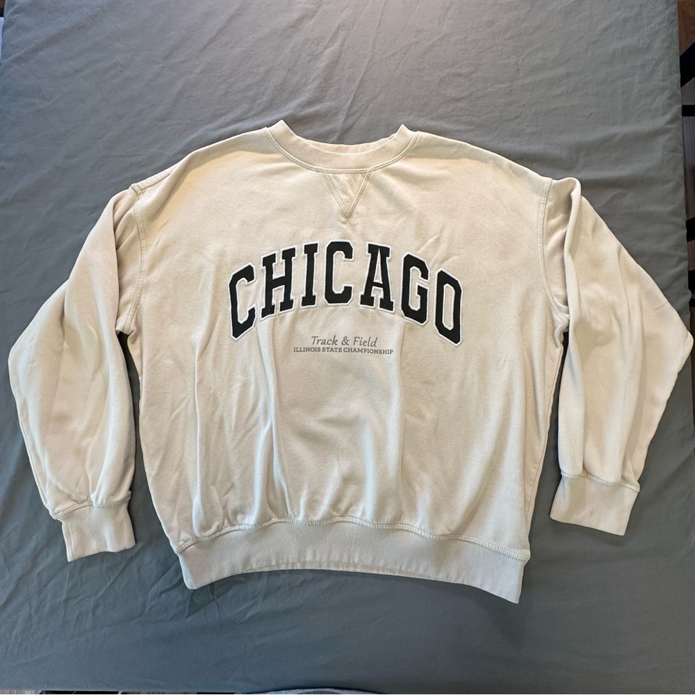 H&M Cream Sweatshirt